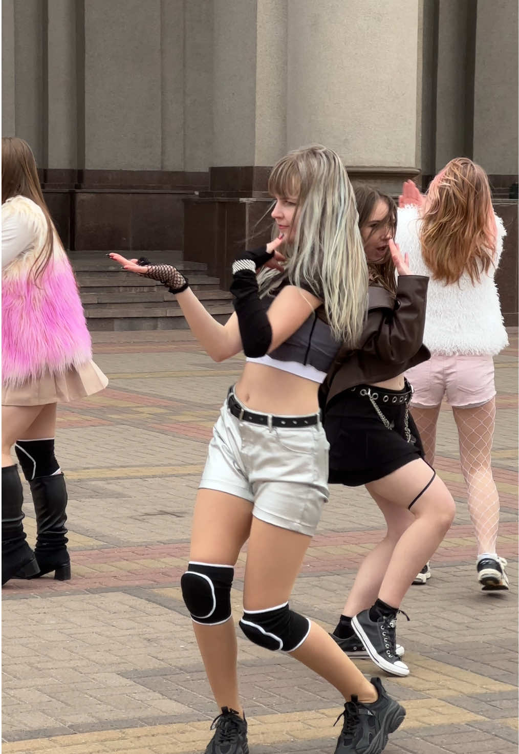 Me as Sumin ✨ #kpop #cover #dance #fancam #sumin #inpublic #bebe #stayc #fyp @STAYC 