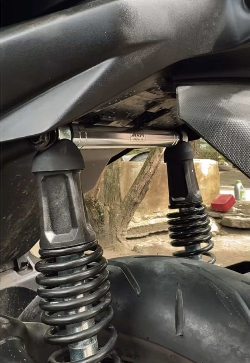 ARM AEROX V1 V2 Strutbar Stabilizer CNC #aerox #aeroxv1 #aeroxv2 #arumi #arm #yamaha 