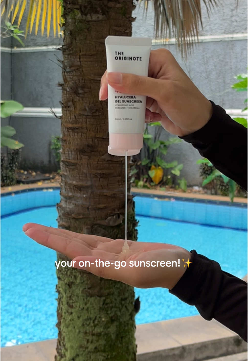 sun gel itu barang wajib dibawa kemana-mana gak sihhh, OGs??👀☀️ #TheOriginote #Sunscreen #GelSunscreen #OnTheGo 