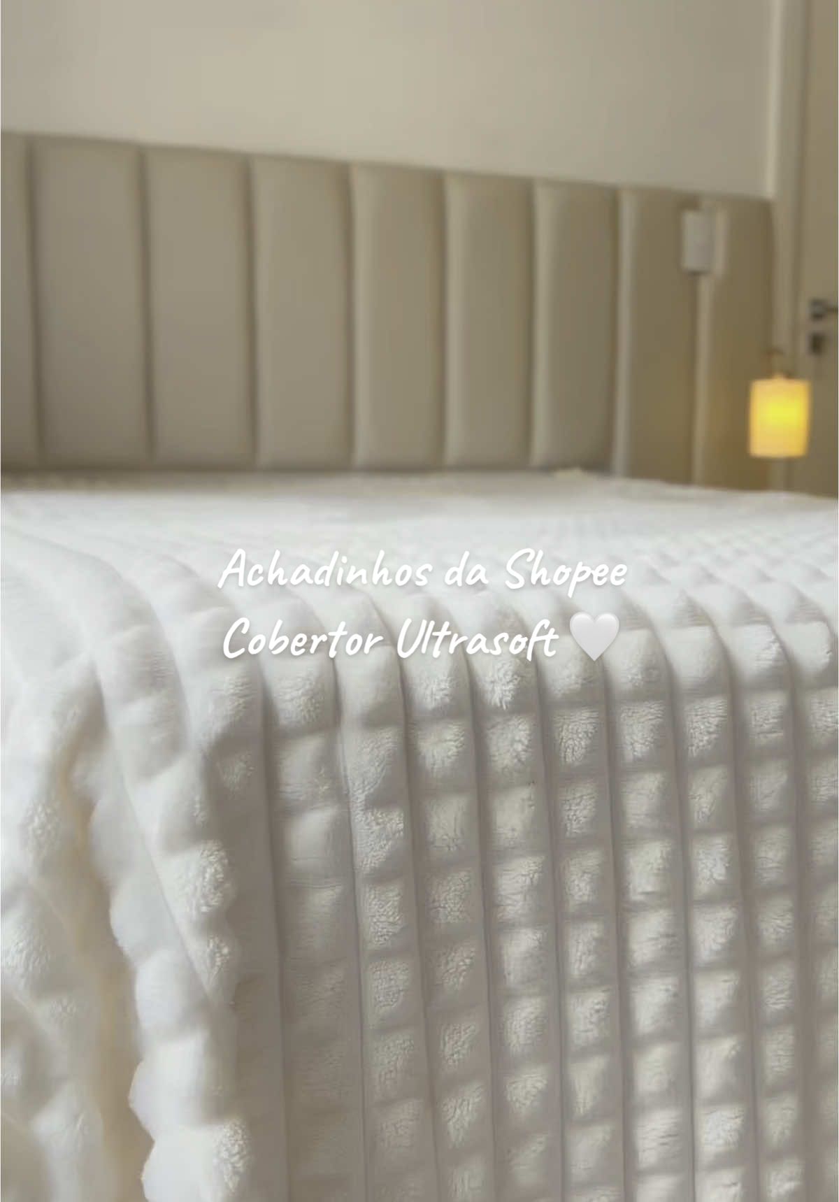 Comprei um cobertor perfeito na Shopee 🤍  #cobertor #inverno #camadecasal #cobreleito #soft #decoracaoquarto #fy #foryoupage #fyp #foryou #achadinhos #achadinhosdashopee 