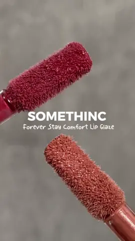 Jujur ini lip glaze teringan menurut gue , warnanya cantik-cantik lagi 😍🫶🏻💜  #lipglaze #somethinc #makeup #honestreview 