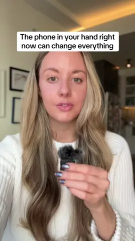 The device in your hands can change everything! Training in the 🔗 on my profile ✨ #sidehustleideas #quickmoneytips #sideincome 