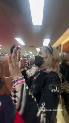 ihh djievers pada gemes2 bgt peluk bude djie 😭😭🤍 #djievers #hug #djie 