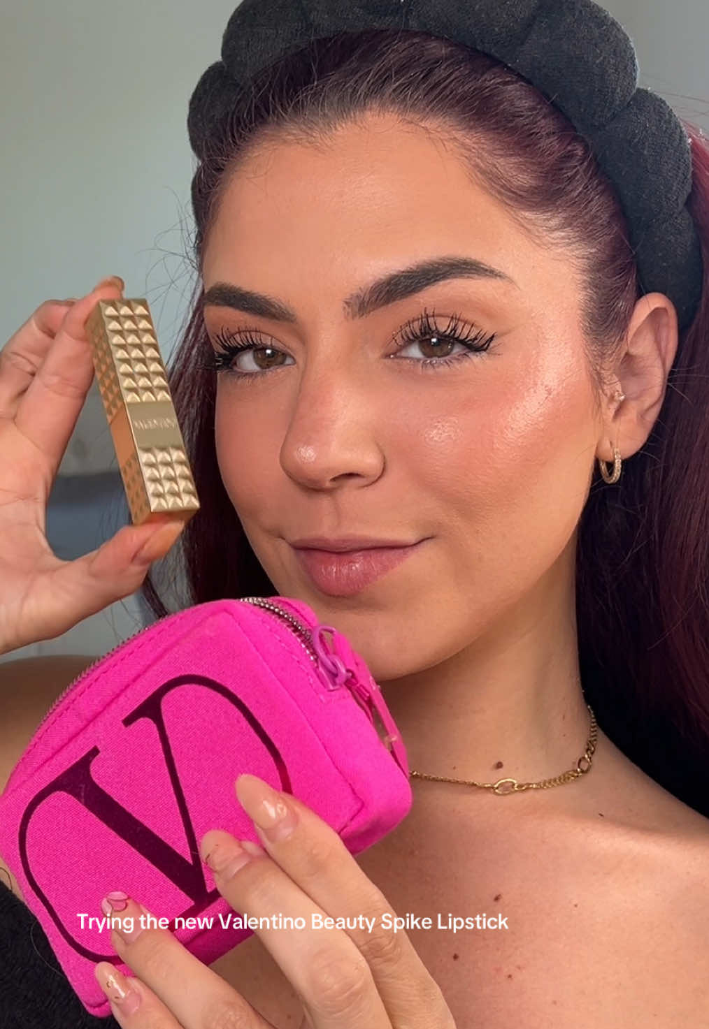 Obsssssesed💗 @Valentino.Beauty Spike Lipstick in 123R Spike a Pose✨ @sephora #bemyvalentino #spikevalentino #giftedbyvalentinobeauty 
