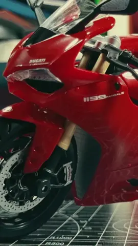 Ducati Panigale 1199 Mô hình Maisto tỉ lệ 1/12 #ducati #cinematic 