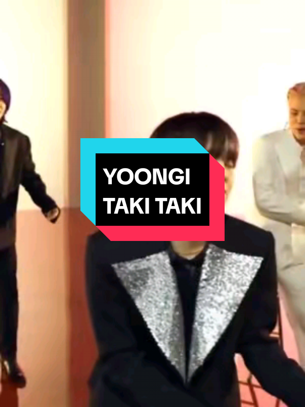 🇻🇪 Suélta Pa' ver que es lo que tienes YoonGi Jeferson!!!!! el paso del malandrito 🫣😂💜🐱 @BTS  #BTS #ARMY #SUGA #BTSEDIT #YOONGI #VENEZUELA #LARMY #BTSXARMY #MINYOONGI #AGUSTD #BANGTAN #foryou #fyp 