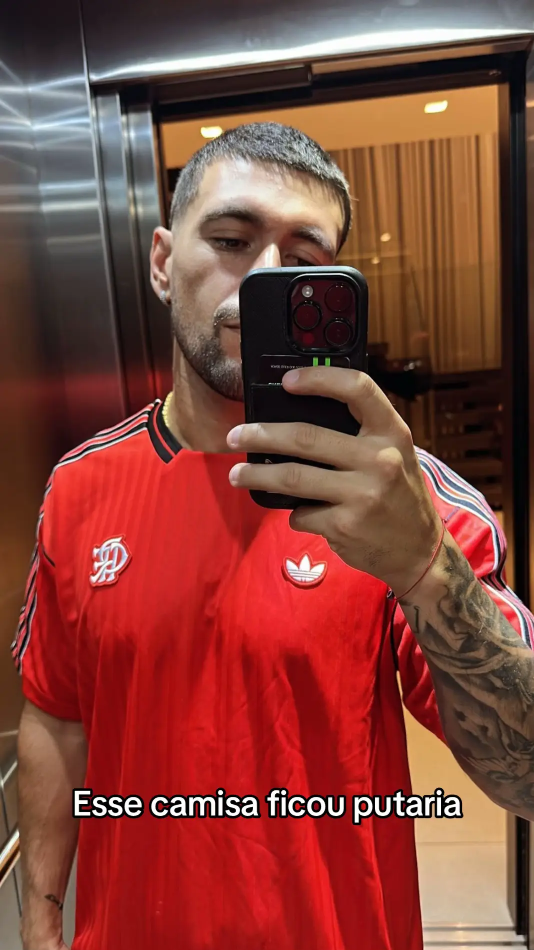#flamengo #arrascaeta #adidas #icon #adidasfootball #mantosagrado #flamengosempre #flamengooooo #campeonatobrasileiro #vaiprofycaramba #mengaodomeucoracao #mengao #mengo #maisquerido #futebolbrasileiro #maracana 