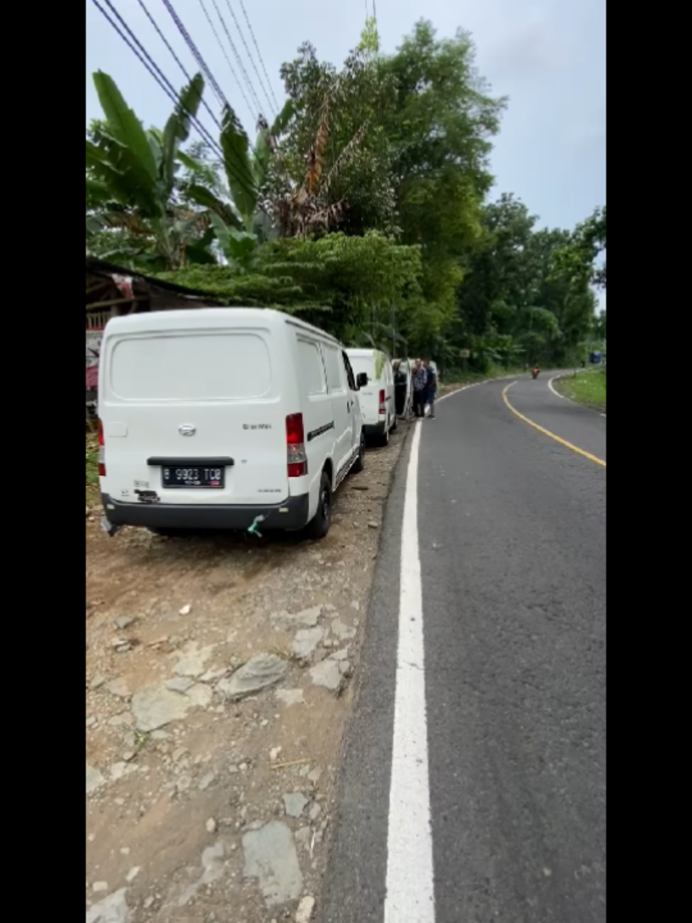 montor paket raiso banter😄 #brankasbalap #kurirkertas #grandmax #blindvan #fyp #foryou #fyppppppppppppppppppppppp #jendelajaring #supirsayur #supirindonesia #driverpaket 