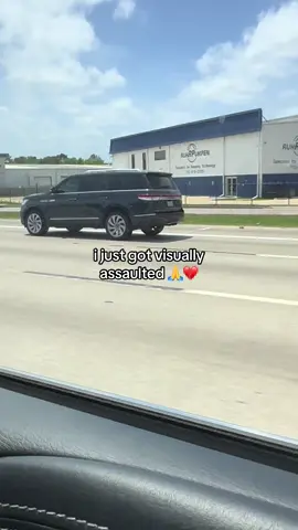 fuckass car 😭 #cybertruck #elonmusk #visuallyassaulted #car #stupid #fyp #scary #crying #blowup #america 