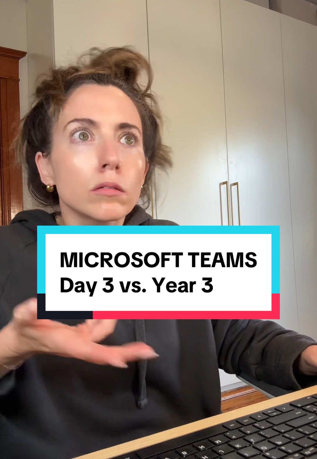work bestie DMs give us life tho. #corporatehumor #corporate #microsoftteams #relatable #comedy #corporateamerica 