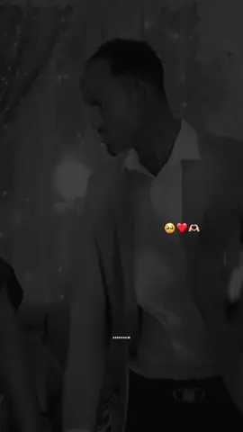 Hampalyan u diraa🥺❤️🎉#barkhad🌹✨ #foruyou #somalitiktok #quen_fazu1 #ayooze❤️ #axlameyyyyy👸❤️👋 #hafeitt_1💗 #somalitiktok 