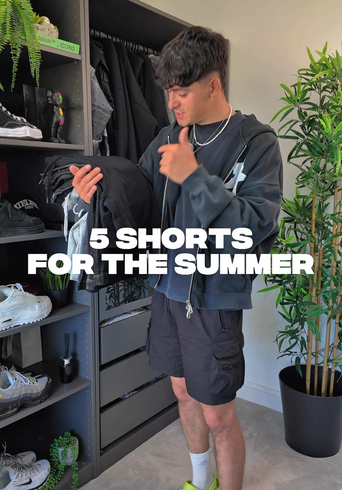 5 pairs of shorts for summer - all shorts from @asos #shorts #streetwear #fashion #mensstyle #outfitinspo #clothes 