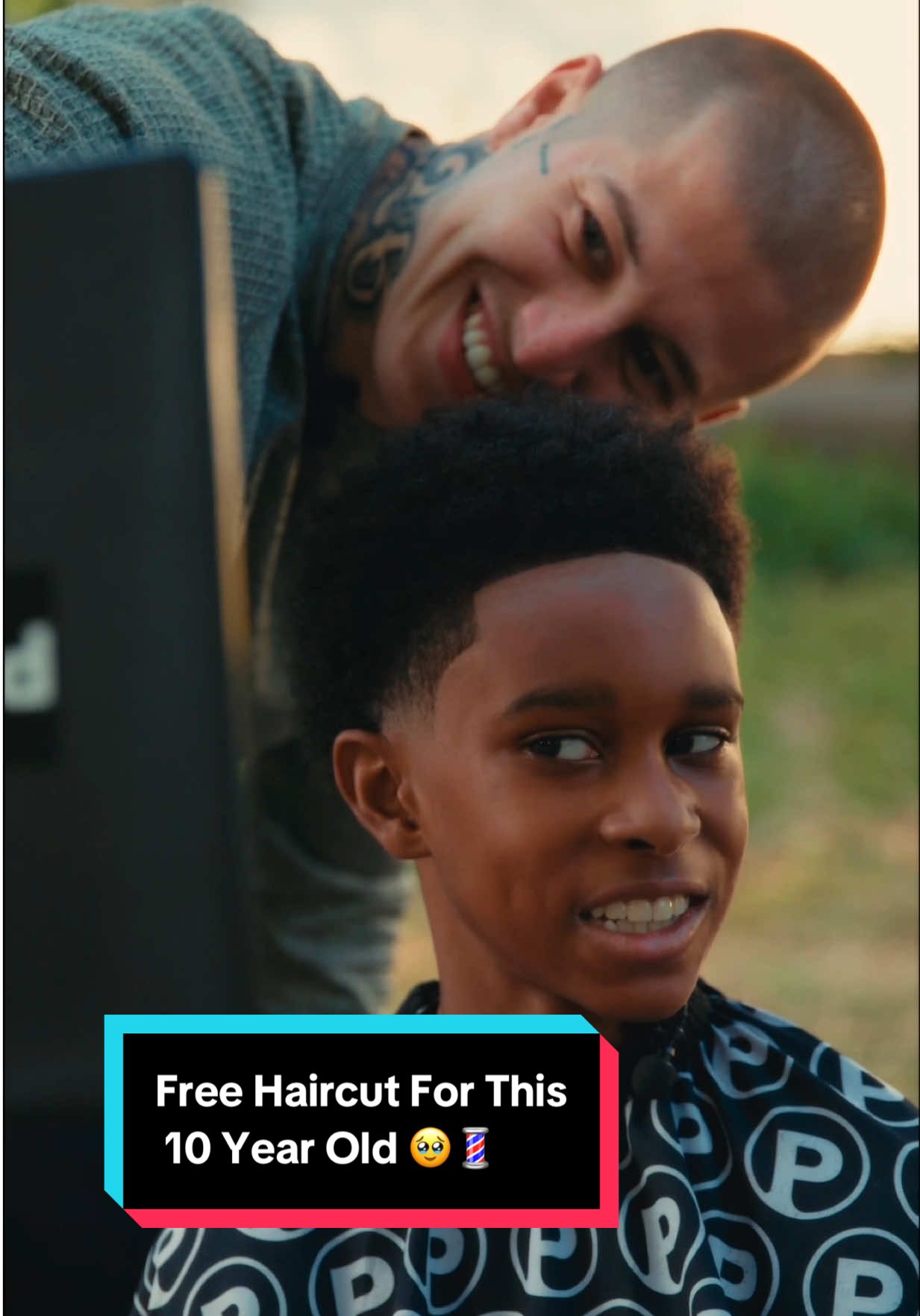 His reaction in the end is everything 🥹 We’re here to connect!! #vicblends #barber #motivation #inspiration #Love #haircut #barbershop 