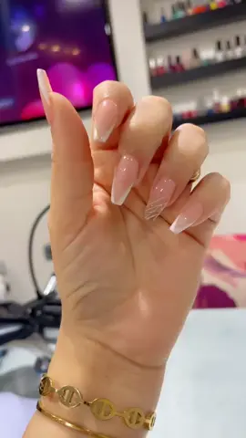 #nails #vernissemipermanent #nailsartvideos #nailsoftiktok #gel #المغربيات_أجمل_نساء_الكون🇲🇦مغربية #شعب_الصيني_ماله_حل😂😂 #explore 