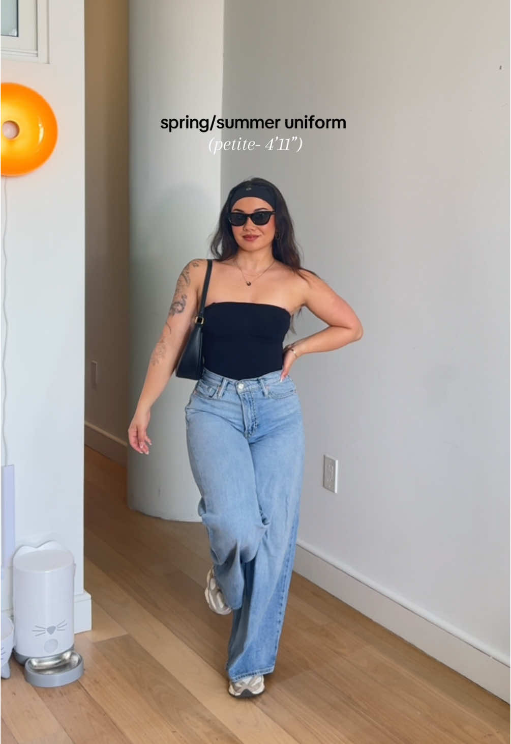 and the jeans are on sale too 🌴   links in my LTK 🖤 #petitefashion #spring-fashion #petitepants #petiteclothing #springfashion 