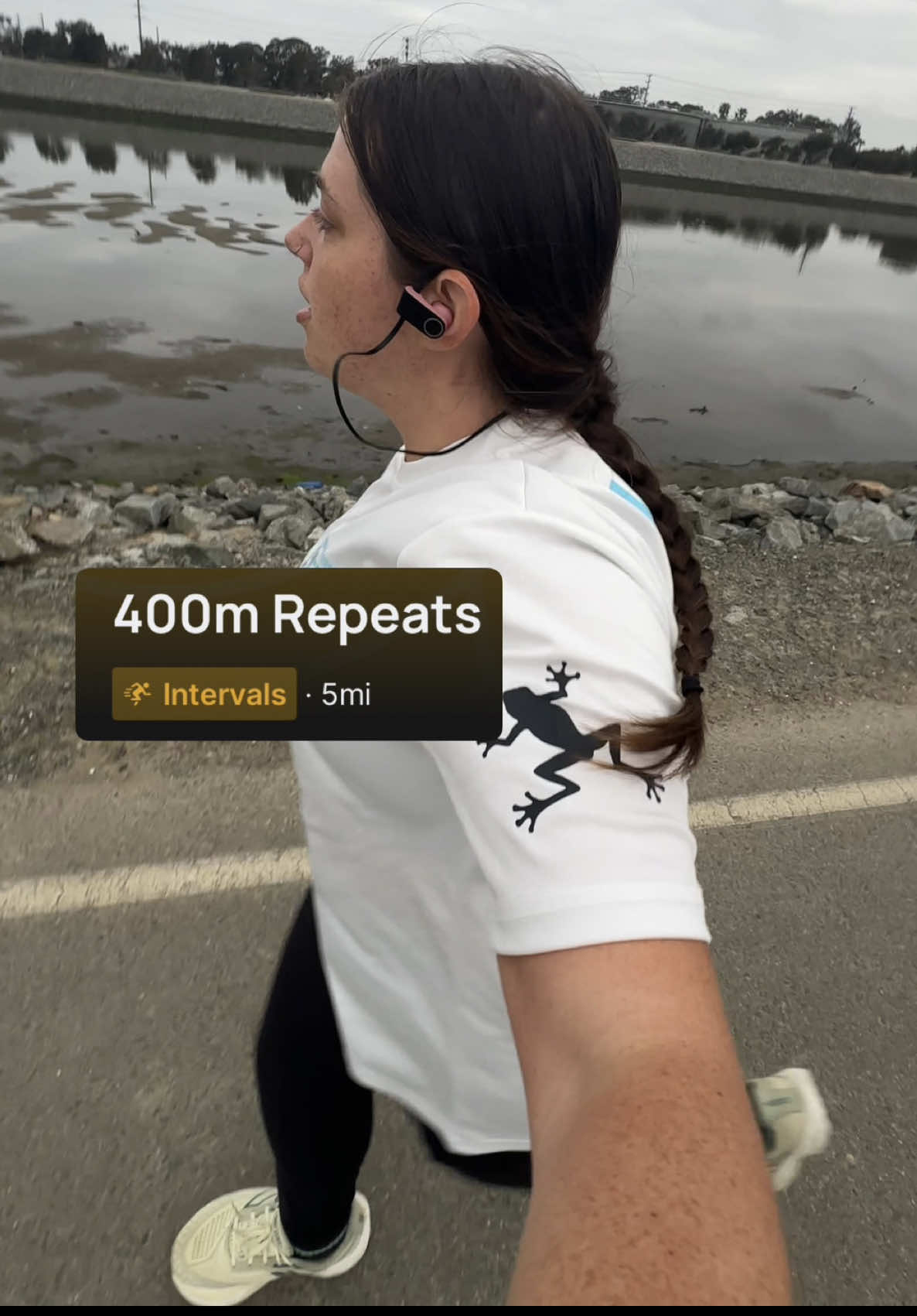 in week 4 of training with @Runna for the nike after dark half in la !!! some fun & also not fun speed work #runna #halfmarathontraining #beginnerrunner #slowrunner #slowafrunclub @Nike @New Balance 