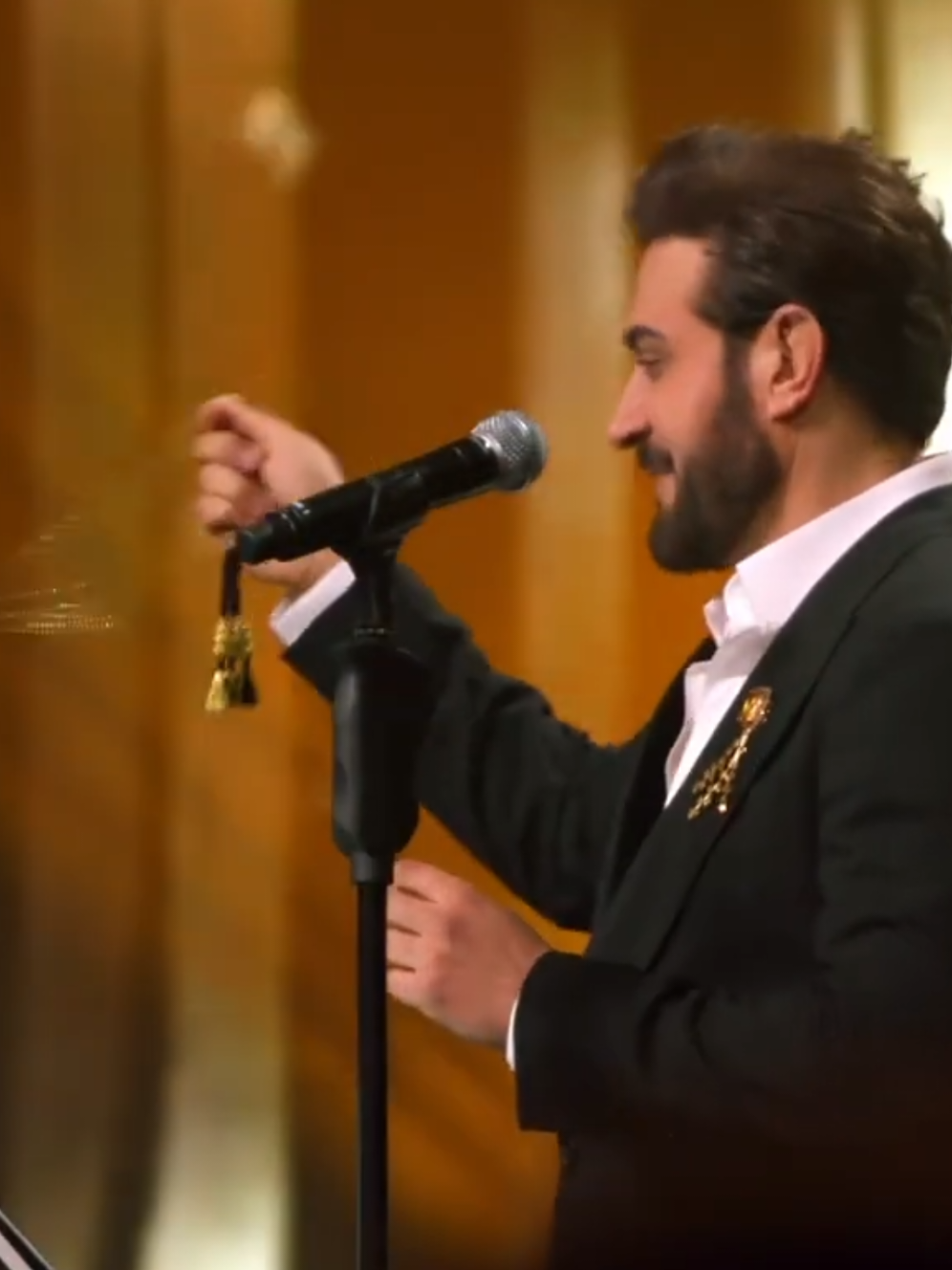 ماجد المهندس على مودك #ماجد_المهندس #على_مودك_انت_وبس  .  .  .  #جديد #2025 #اكسبلور #اكسبلورexplore #cupcut #tiktok #العراق_السعوديه_الاردن_الخليج #مصر_السعوديه_العراق_فلسطين #الشعب_الصيني_ماله_حل😂😂 #ريلز #explore #explorepage #reels  #fyp #fypシ #foryou #foryoupage #followforfollowback #followers #تصميمي #dancewithpubg #tiktok 