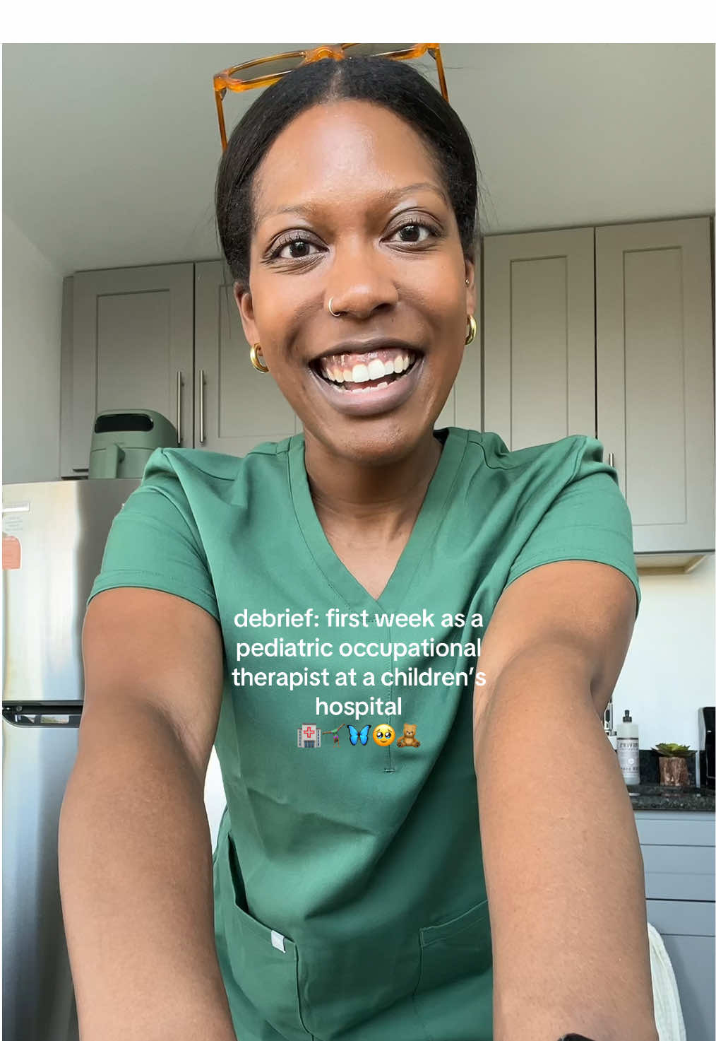lets debrief my first week🤸🏾‍♀️ #dreamjob #childrenshospital #pediatricoccupationaltherapy #pediatricoccupationaltherapist #occupationaltherapy #occupationaltherapist #pediatricot #pediatrichealthcare @Fabletics 