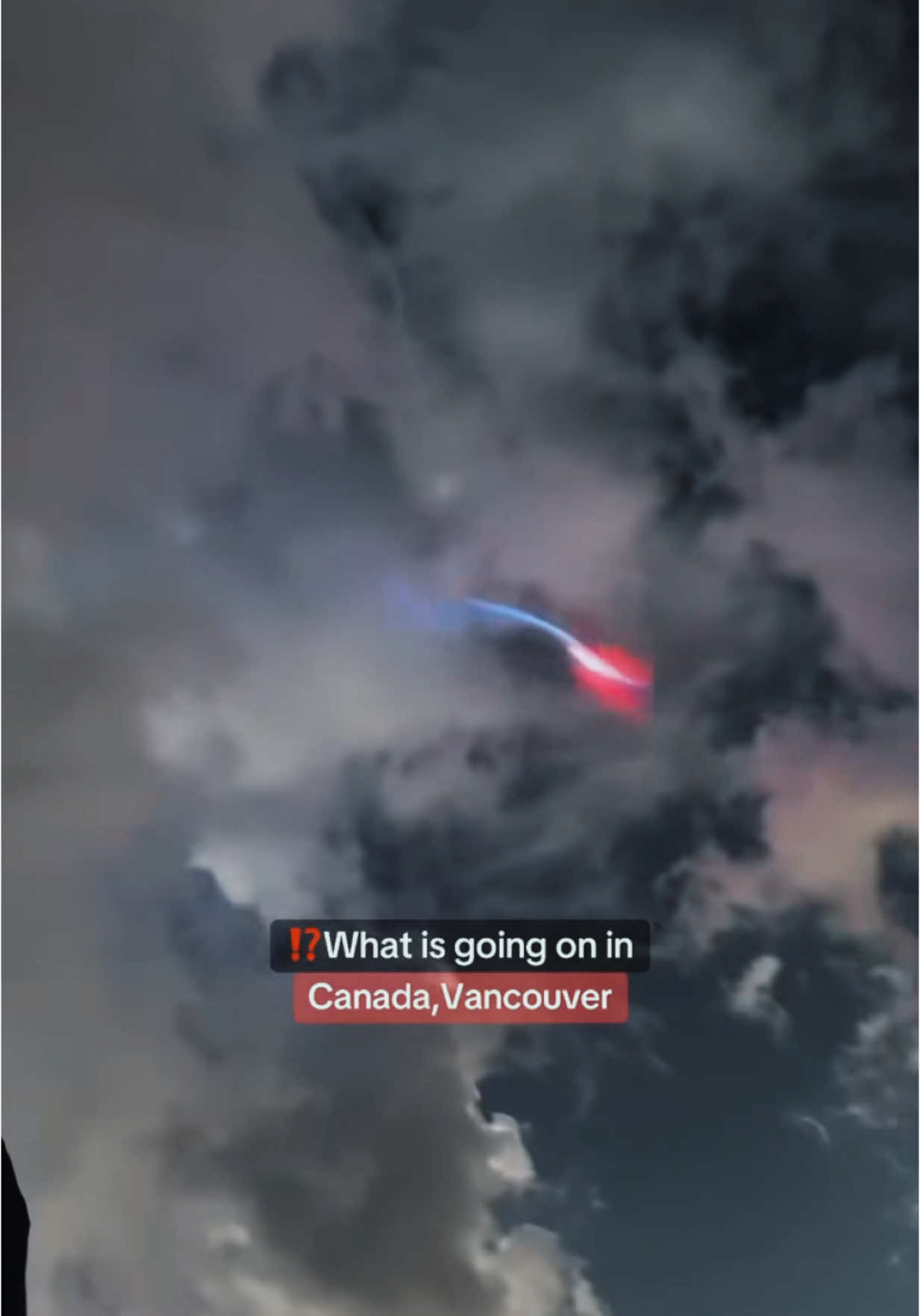 #stitch with @Watcher  What is going on in British Columbia? Plasma Based Life Forms just having fun apparently 🤣👽 #aliens #ufos #ufosighting #elizabethapril #plasma #bc #aliensinbc #paranormal #paranormaltiktok 
