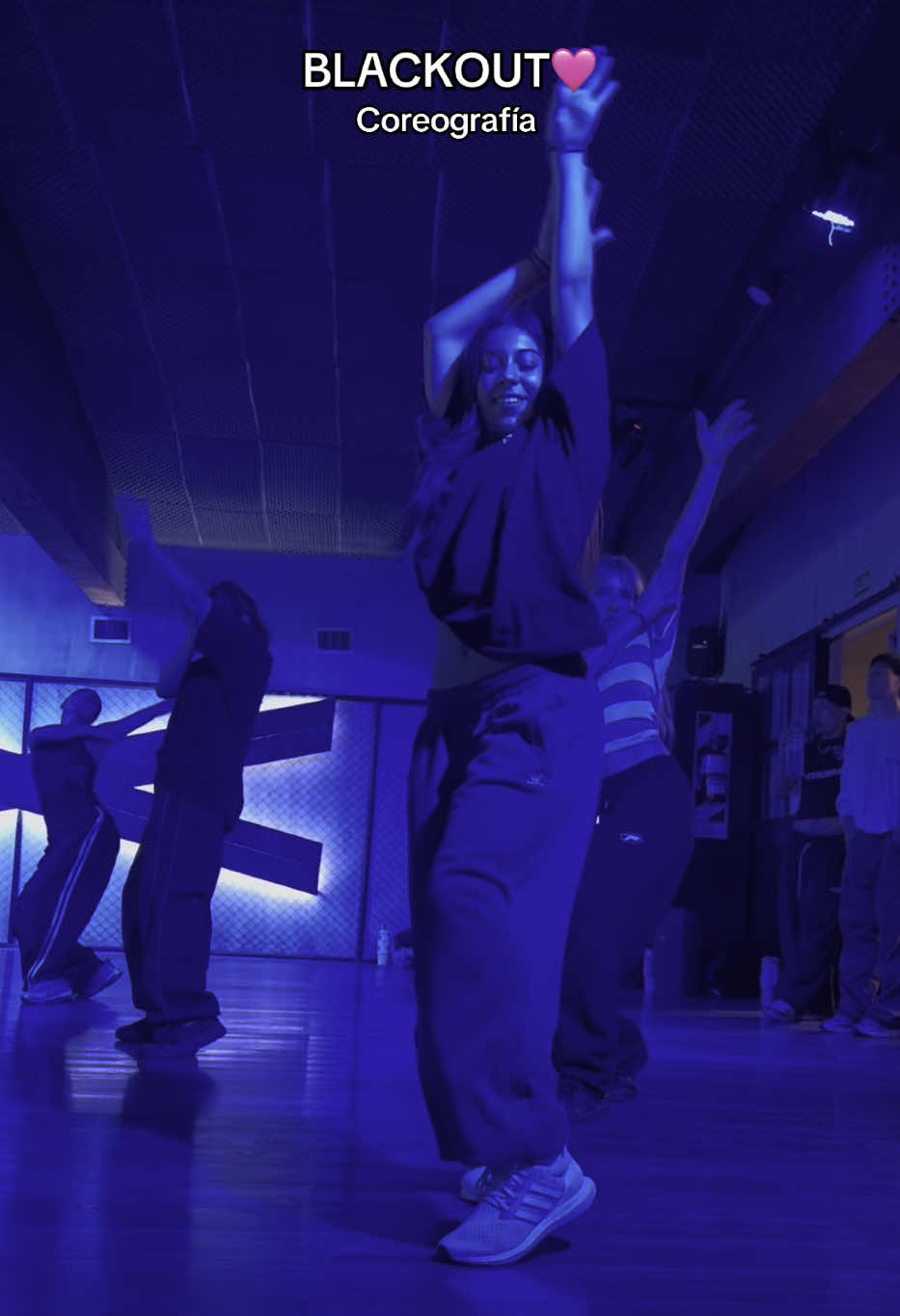 amooo @Matiasnapp 🩷@emilia 🧊 @TINI @naiki #foryoupagе #dancer #fyp #virał #emiliamernes #tinistoessel #coreografia 