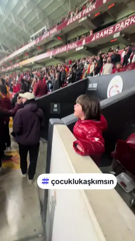 #ultaslan #çocuklukaşkımsın #galatasaray #istanbul🇹🇷 #ramspark #keşfet #çocuklukaşkımsın❤️💛 #galatasaray💛❤️ #1905 #ultraslan #