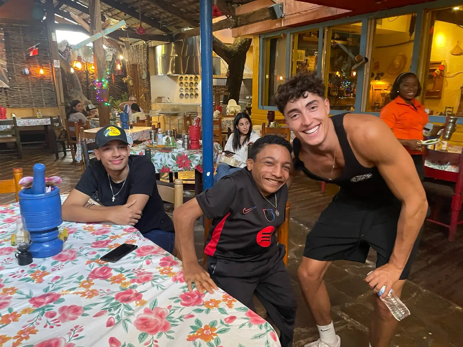 YoSoyPlex , Borja y RDJAVI  #yosoyplex #lavueltaalmundoen80dias  #plex @YoSoyPlex @borjaafdeez @RDjavi #paratiiiiiiiiiiiiiiiiiiiiiiiiiiiiiii 