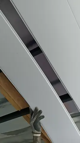 instalar forro PVC #forropvc #reforma #construcao #parafusadeira 