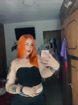 😘