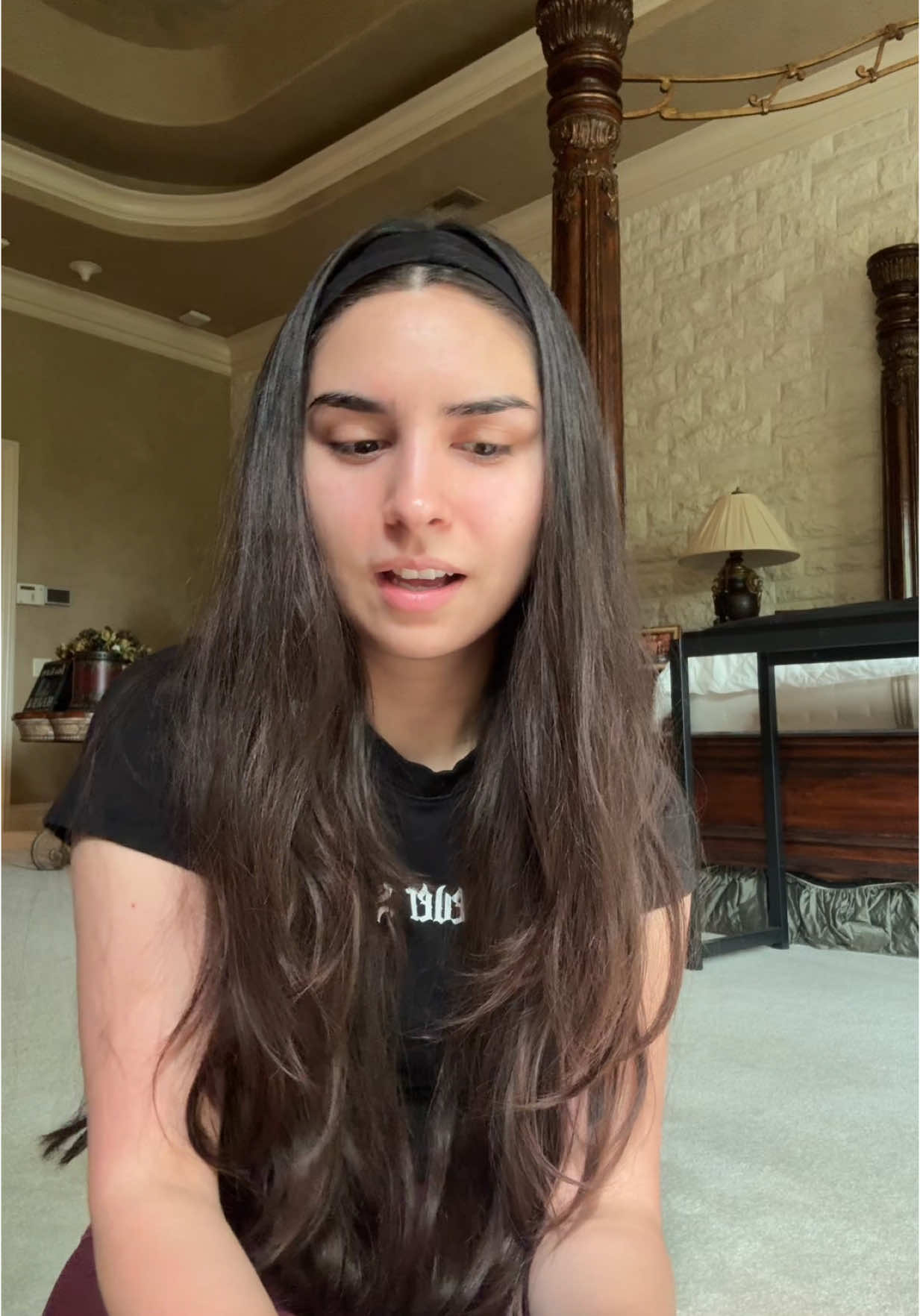 just a girl talking to the camera #christiantiktok #christian #hope #selflove #jesuspaiditall 