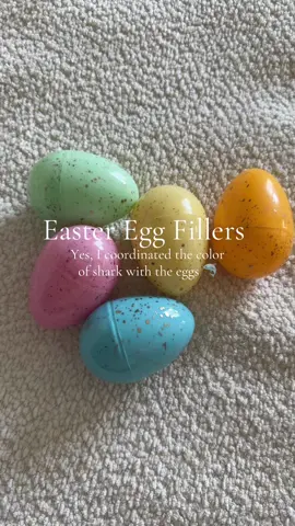 I wasn’t doing candy for my toddler. I found these bath puppets and thought they’d make the perfect Easter egg fillers! 🐣🐰 #eastereggs #easterideas #toddlereaster 