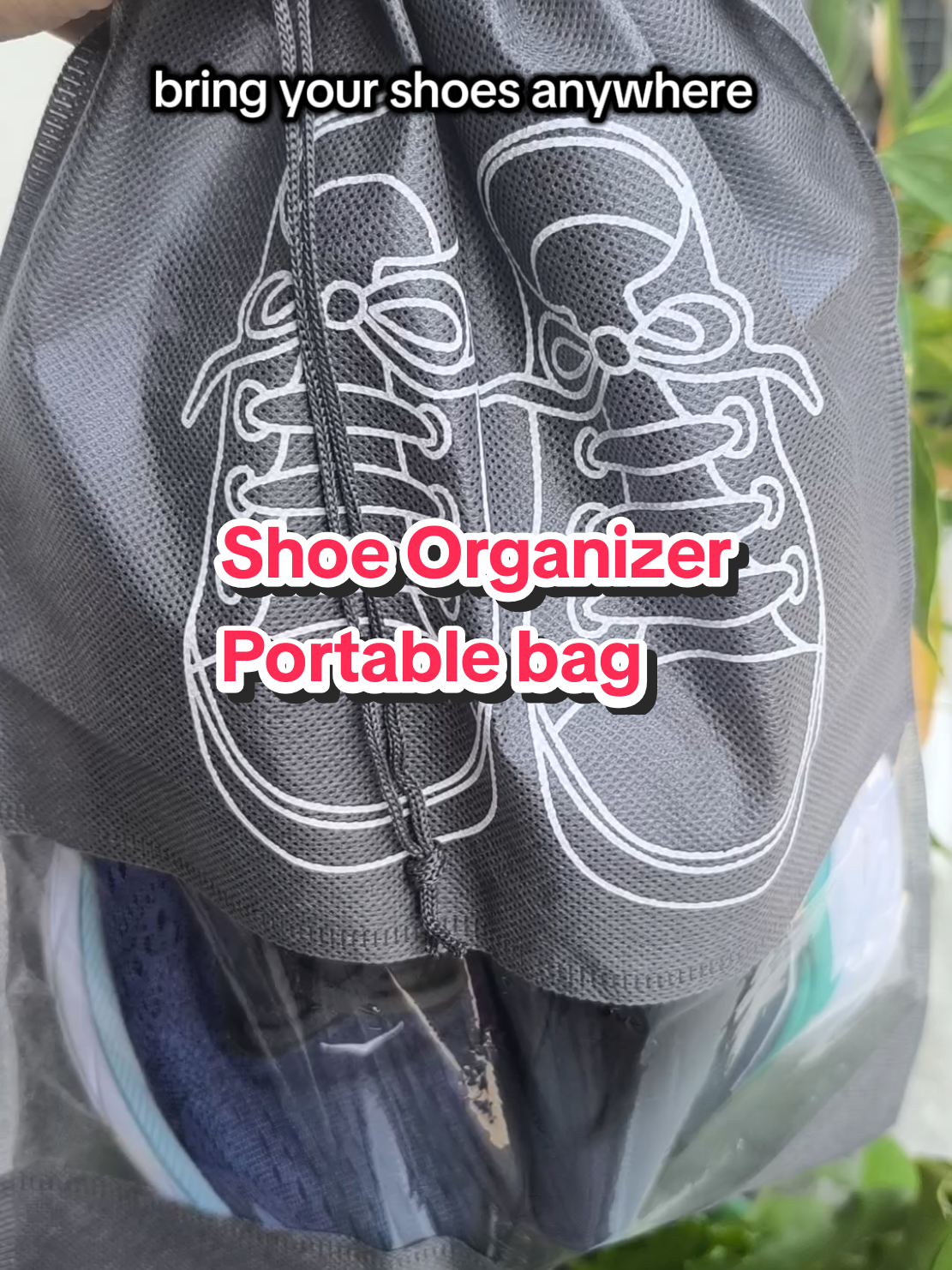 Bring your shoes anywhere with this portable travel organizer for footwear Tote drawstring bag non woven fabric #footwearorganizer #shoesorganizer #travelbagforshoes #travelbag #shoetravelbag #shoebag 