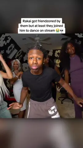 Rakai got friendzoned by them but at least they joined him to dance on stream 😭💀 #rakai #fyp 