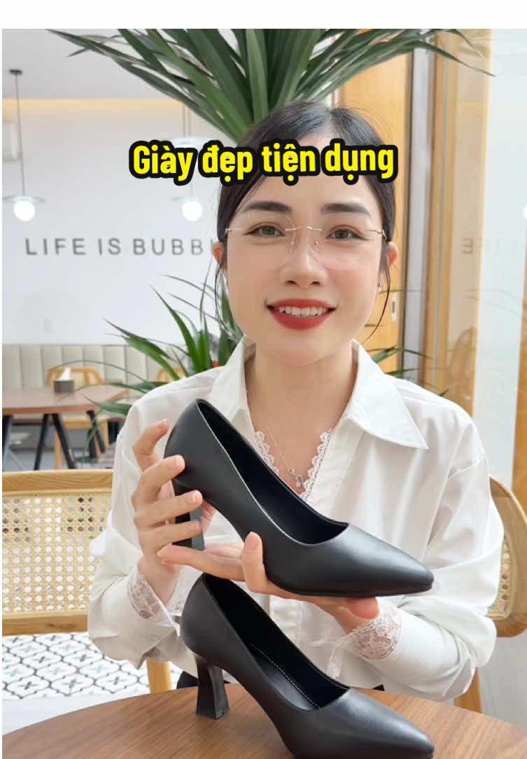 Giày cao gót mũi nhọn chất da xịn, đi siêu êm chân, tôn dáng mà đi dịp gì cũng rất hợp nha #giay #giaycaogot #giaycaogotmuinhon #giaycongso #giaydep #xuhuong #fypシ゚ #huonghelenne 