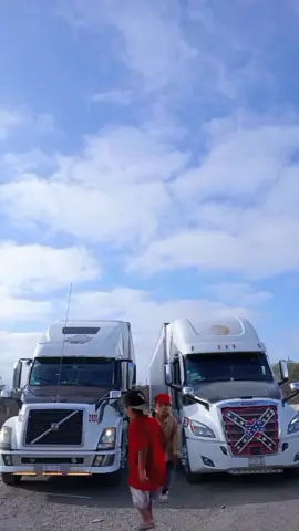 @Alejandro Maldonado #la57🚛 #la57esmipasion #mexico🇲🇽 #carreterasdemexico #tresguerras #tresguerraspaqueteros #puroestilopaquetero😎🇲🇽💯✌️ #trailerosmexicanos🇲🇽💯😎 #trailerosmexicanos #tgl 