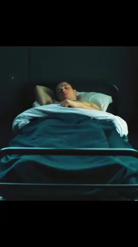 When the man woke up, he suddenly found that the dormitory was full of water #fyp #fypシ #movie #film #foryou #viraltiktok #viralvideo #tiktok #filmcommentary #movieexplained #tvshowrecap #underrated #mustwatch #classichollywood #arthousecinema #SuspenseMovieRecap #MysteryMovieAnalysis #CriminalMysteryExplained #TrueCrimeInMovies 