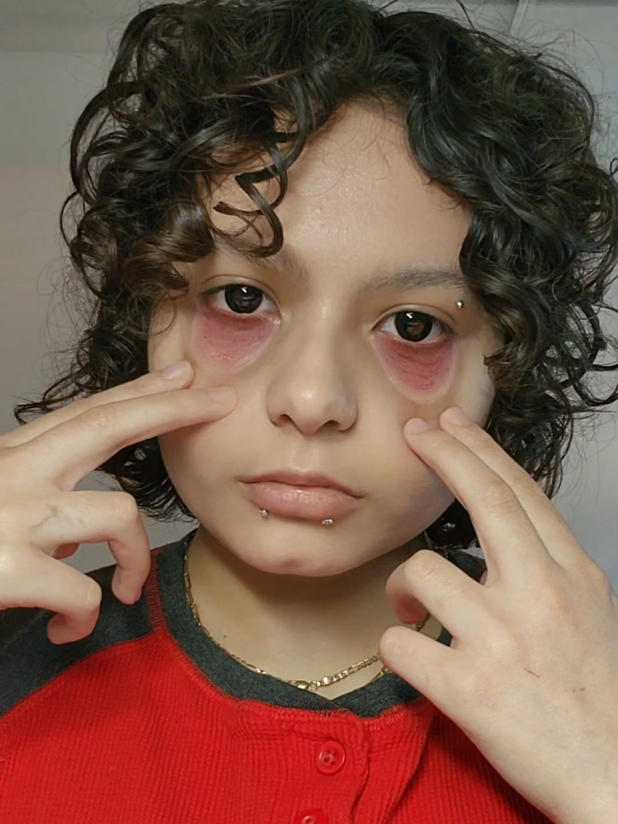 Replying to @alisha.ahr Late tutorial sorry😥  #scarymakeup #stretchedeyelidmakeup #sfxmakeup #tutorial #halloween #sfx #stretchedeyemakeup #stretchedeye #makeup #fyp #stretchedeyelidmakeup #scarymakeup #stretchedeyelids 