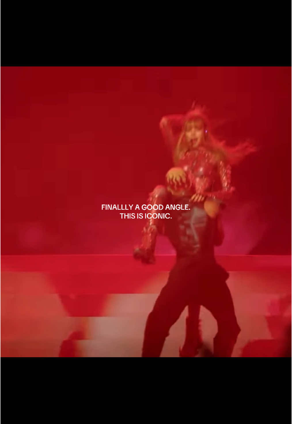 OMG QUEEN.🔥 #lisa #lisachella #coachella #fxckuptheworld #live #concert #weekend2 #dance #blackpinklisa #blink #foryoupage #fypシ #xybca #blinkfamily