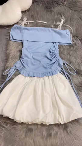 Setd váy nữ dễ thương gồm áo trễ vai màu xanh ngọc mix chân váy bí phồng 🎀🎀 #setdoxinh #vayxinh #tiktok 