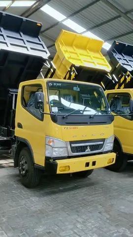 Mana nih suara pengusaha nihh #fyp #fypage #fyppppppppppppppppppppppp #fypシ゚ #fypp #mitsubishi #truck #fuso #canter #tangguh #indonesia #viral #viralvideo #viraltiktok #virall #cash #kredit #baru #2025