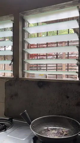 Rainy morning ❤️ nag ginhawa pud ang video hahahaha #probinsya #silago #southernleyte #fyppppppppppppppppppppppp #tiktok #fyp 