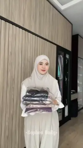 Abaya elegan dengan bahan premium, nyaman seharian, dan harganya ramah banget? Cuma di Sophea Daily! Buruan check out sebelum kehabisan! #abaya #belvinadress #hijabootd #bajumuslimah 