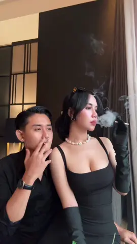 sesi vidio yg aslinya bnyk ngakak nya😭🤣🖤 #fyp #couplegoals #engagement #CapCut