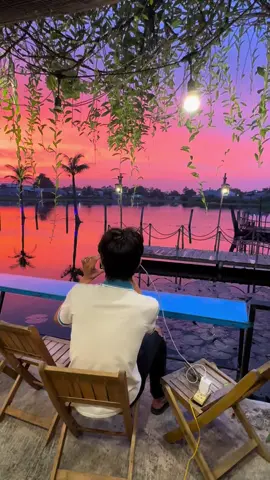 Bình yên đến lạ !