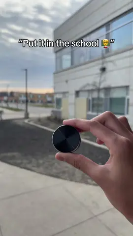 GO GET IT 😍🔊 #bluetooth #speaker #minispeaker #tiktokmademebuyit #songs #rap #musica 