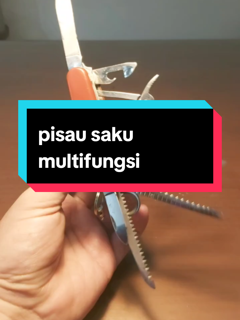 pisau lipat Swiss tentara pancing darurat multifungsi. banyak kali namanya pisau ini #pisau #lipat #multi #fungsi  #swiss #tentara 