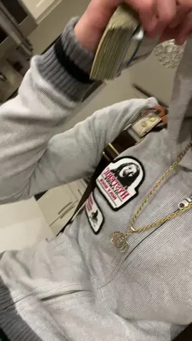 needa girl gloing not going  #fyp #viral #gloryboyz #chiefkeef #christianlouboutin #maisonmargiela #mcm #hystericglamour #archive 