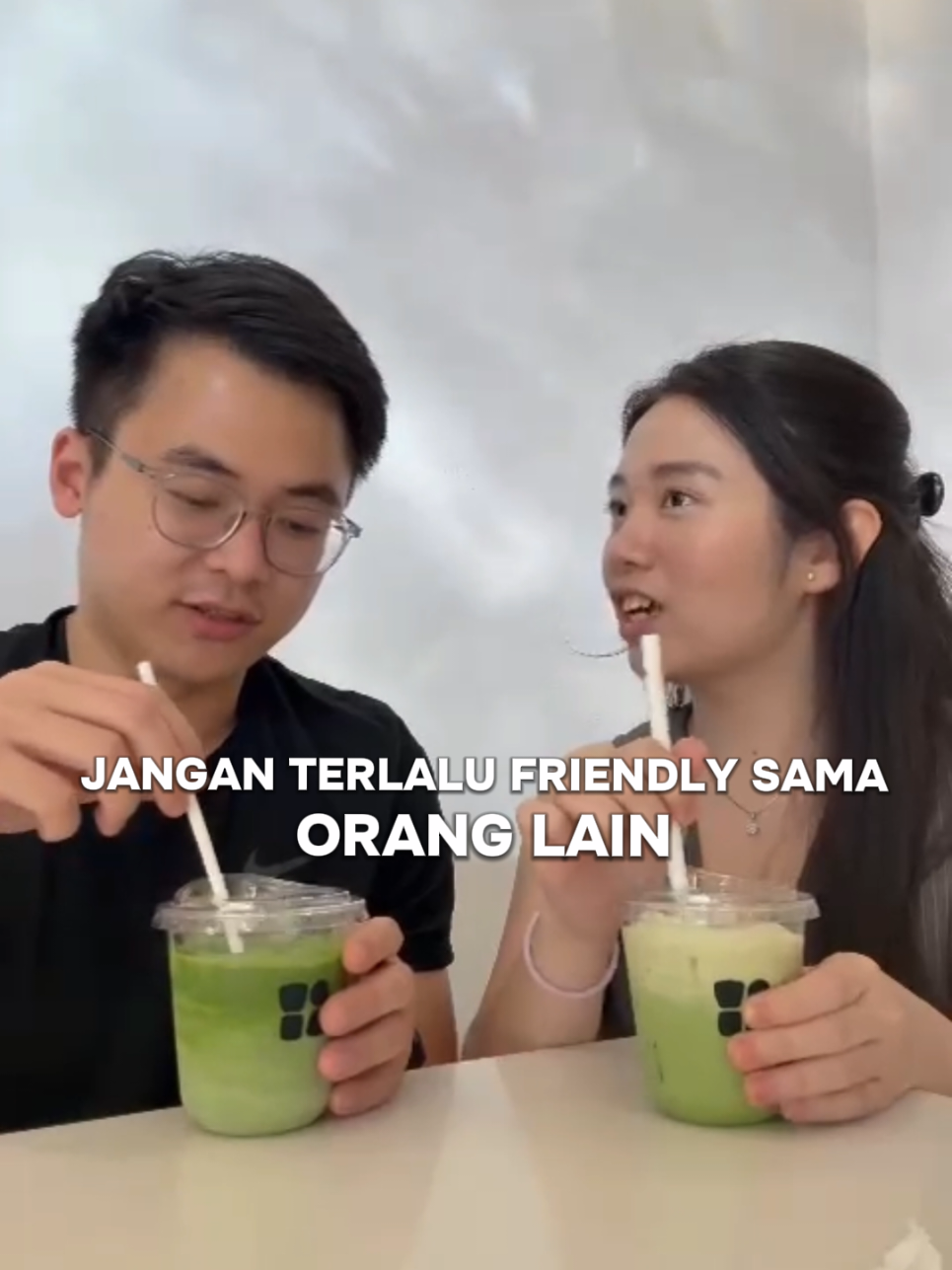 stop normalisasi friendly sama lawan jenis kalo udah punya pasangan ya 😅 dan kalo liat konten kayak gini, jangan dibilang 