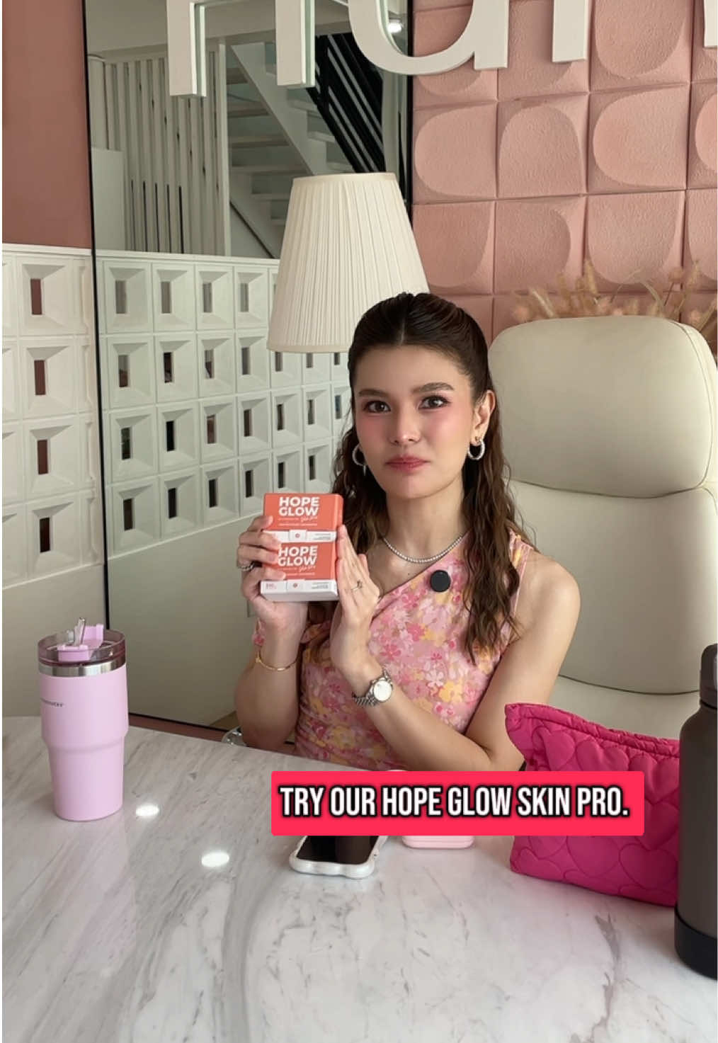 Akala mo skin lang ang kailangan? Nope, girl — start with your gut! 🫶🏻 Don’t skip the gut glow, Hopie! 😉 #HopeGlowSkinPro #GutHealthPH #GlowFromWithin #SkinCarePH #ProbioticsForSkin #WhiteningJourney #ClearSkinTips #BeautySupplementsPH #TikTokSkincarePH #GlowingSkinPH #lunaauraph 