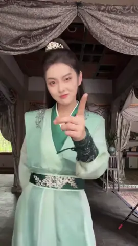 dia nih lincah banget, aktingny jg selalu peran lucu😁 #sunqianxun #fyp #shortdramachines 