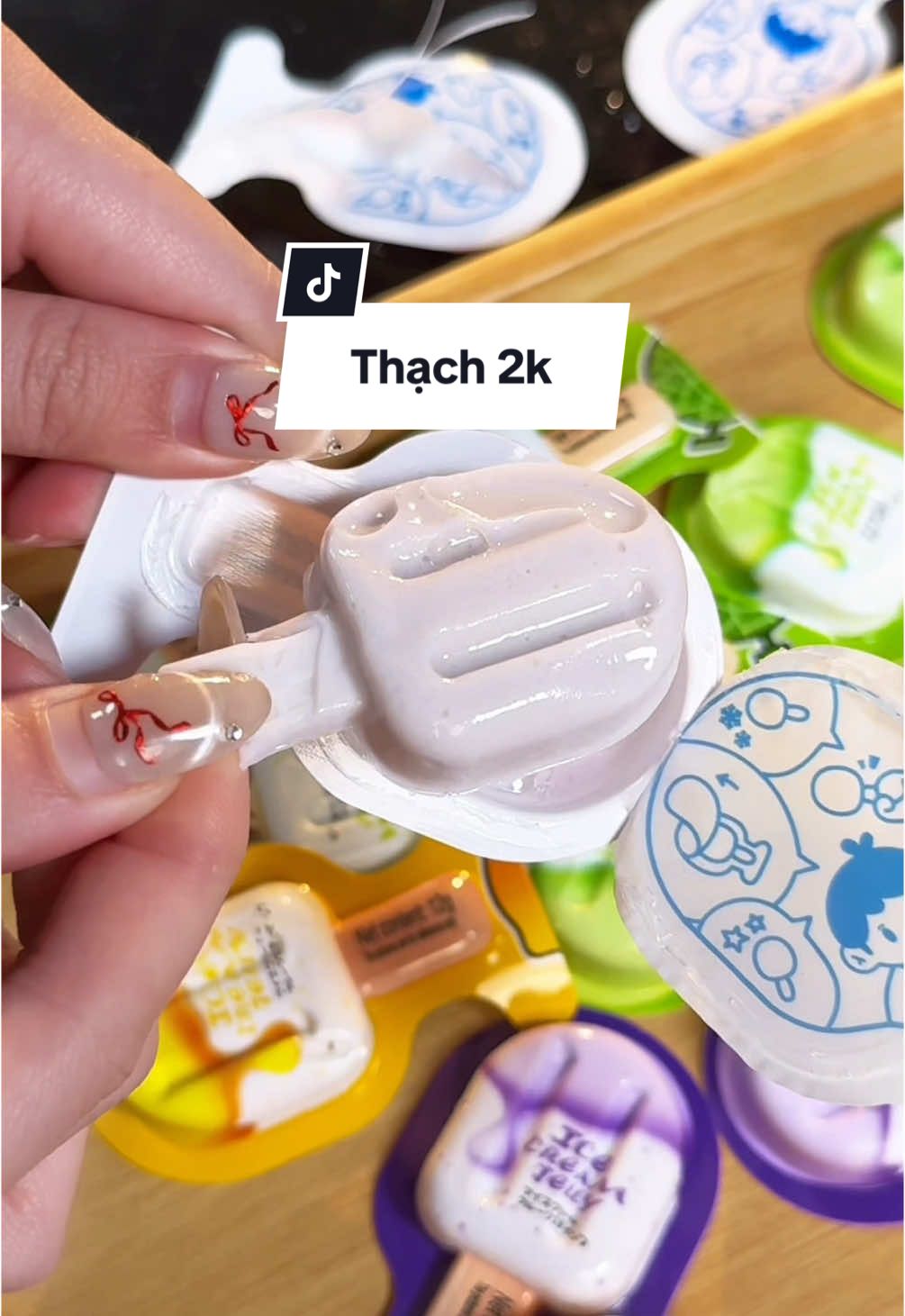 Bảo sao trẻ con tụi nó mê mệt #thachkemtuoimat #thachkemque #candyvn